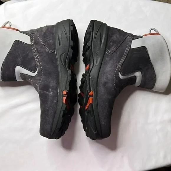 L.L. Bean Other - L.L. Bean pull on size 7 leather ankle winter boots